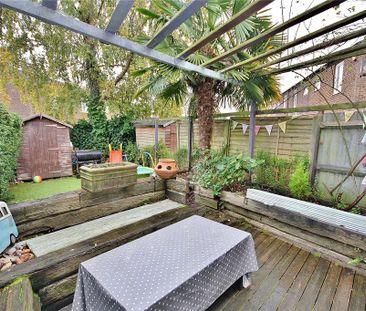 3 bedroom terraced house to rent - Photo 5