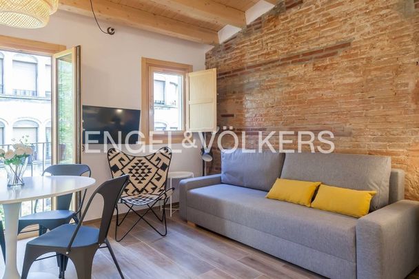 Alquiler de piso en El Raval - Photo 1