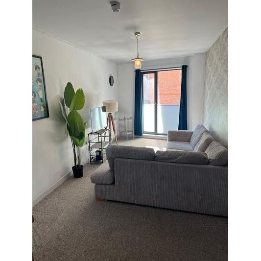 1 bedroom flat to rent - Photo 1