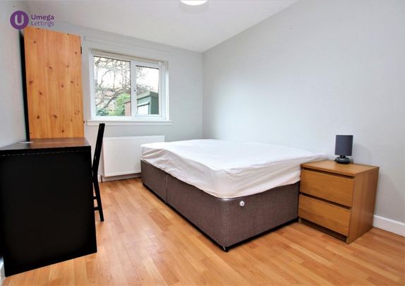 3 bedroom apartment to rent - Photo 1