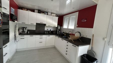Location Appartement 3 pièces 66m² - Photo 4