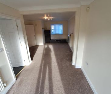 Tudor Court, Rhostyllen, Wrexham - Photo 1