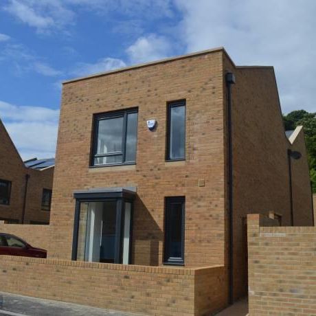2 bedroom house to rent - Photo 1