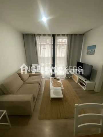Piso en alquiler en Centre - Photo 2