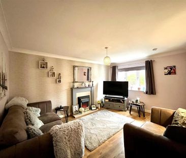 3 bedroom semi-detached house to rent - Photo 2