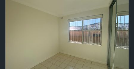 Modern 3 bedroom Unit - Photo 5