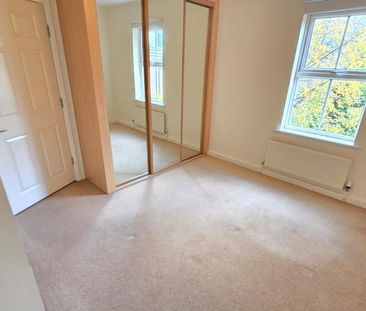 4 bedroom apartment to rent - Photo 2