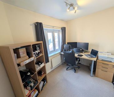 3 bedroom semi-detached house to rent - Photo 5