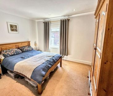 2 bedroom terraced house to rent - Photo 5