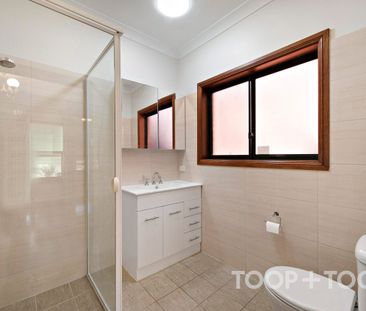 THREE BEDROOM FAMILY HAVEN - Photo 5