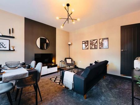 Harold Place Room 1 - Photo 2