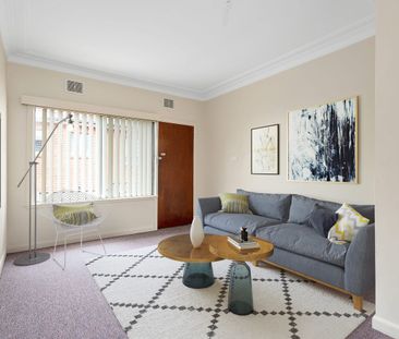 Quiet Ground Floor Unit | West Wollongong - Photo 1