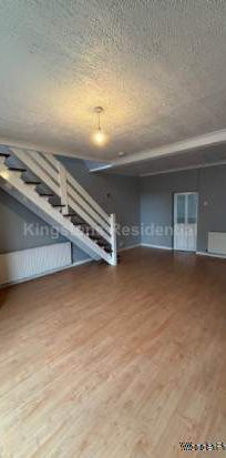 2 bedroom property to rent in Treharris - Photo 1