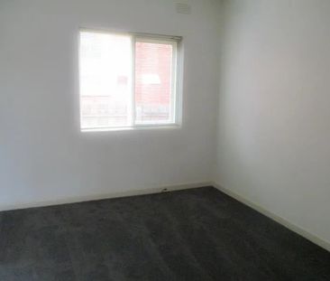 Location - Well Maintained Block - Photo 2