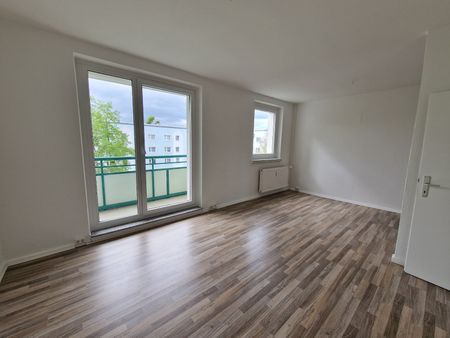 Ihr Wohlfühlnest in Magdeburg! Drei Zimmer, Küche, Bad, Balkon, ab November mit neuer Einbauküche! - Photo 5