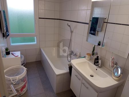 FAMILIAL OÙ CONFORT ET TRANQUILLITÉ SE RENCONTRENT - Foto 5