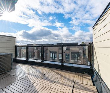 For Lease - 28 Credit Lane, Richmond Hill, Ontario - Photo 3