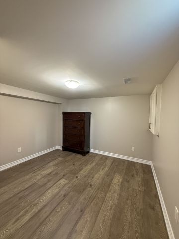For Lease - 155 N Bonnington Avenue, Toronto, Ontario - Photo 4
