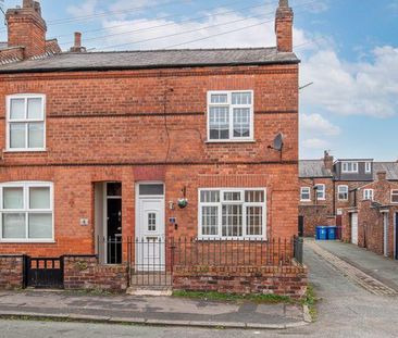 2 bedroom end of terrace house to rent - Photo 4