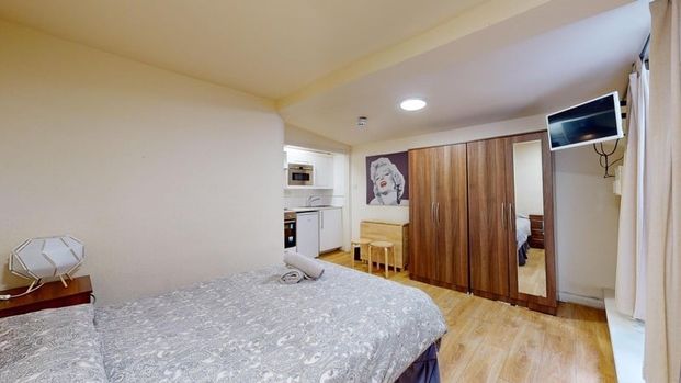 Studio Flat, High Road, NW10 - Photo 1