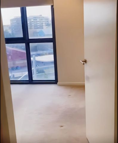 1 Bed 1 Bath*3309 - Photo 3