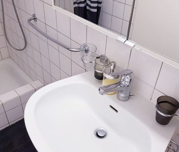 Attraktive Wohnung nahe Zürichsee! - Photo 3