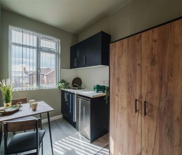 Studio to rent - Photo 2