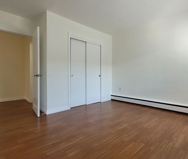 For Lease - 450 Carlton Street Unit# 24, St. Catharines, Ontario - Photo 3