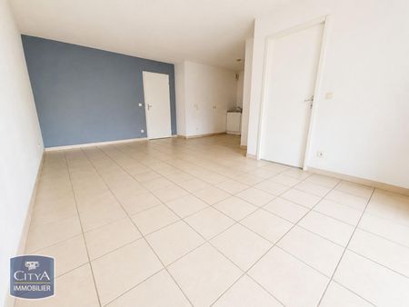 Location Appartement 2 pièces 50m² AUBENAS 07200 - Photo 4