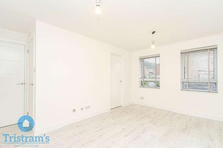 Helm Close, Snape Wood, NG6 - Photo 2