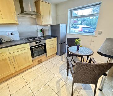 Studland Avenue - Photo 2