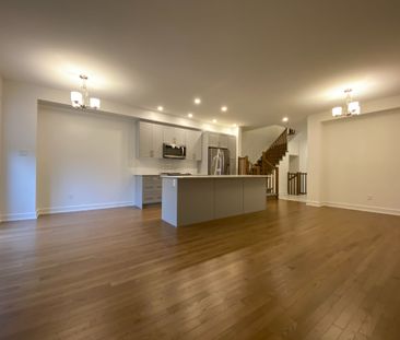 For Lease - 58 OVERBERG Way, Kanata, Ontario - Photo 6