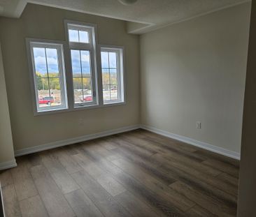 For Lease - 22 Ziibi Way Unit# Upper, Clarington, Ontario - Photo 3