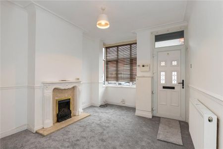 2 bedroom terraced house to rent - Photo 2