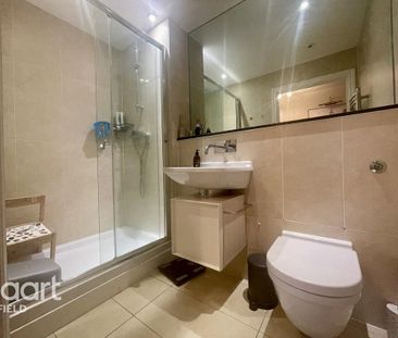 2 bedroom apartment to rent - Photo 6