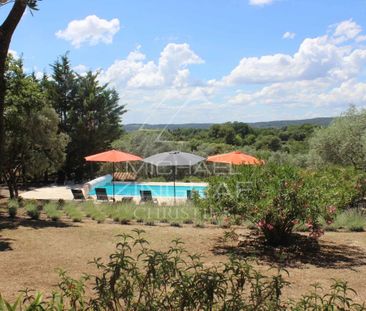 Gordes - Belle maison de vacances avec vue sur le Luberon - Photo 1