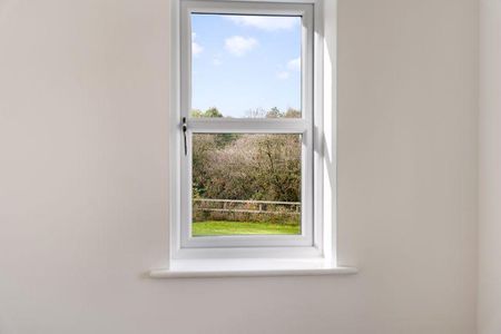 3 bedroom detached house to rent - Photo 2