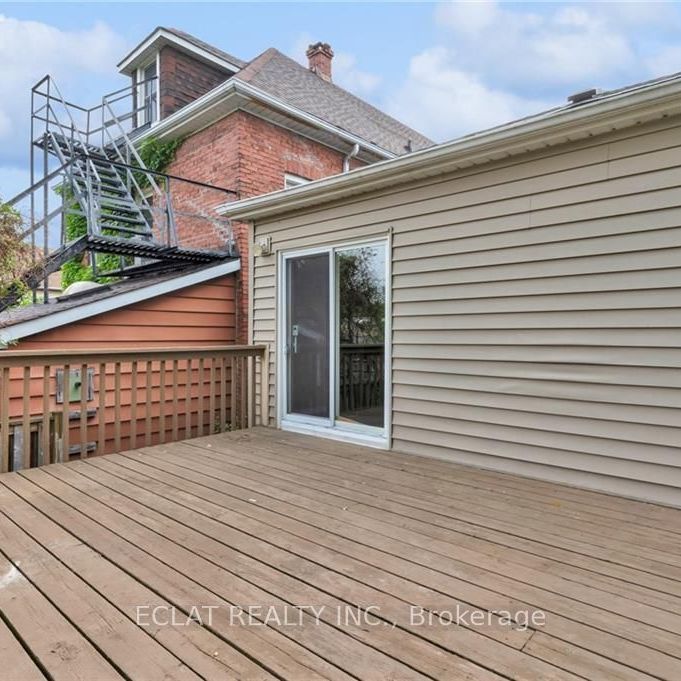 Detached Home For Lease | X8047318 - Photo 1