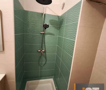 Appartement à louer - Nîmes 1 pièce de 33 m² - Photo 2