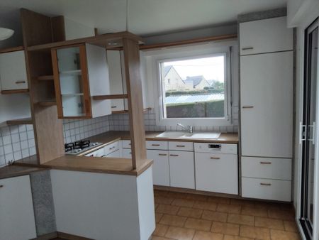 Location Maison 7 pièces 161m² PLELO 22170 - Photo 2