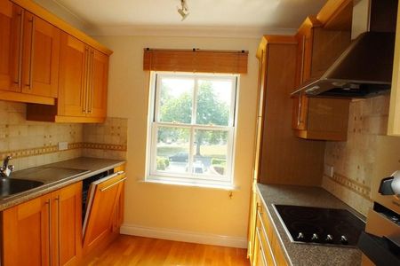 2 bedroom apartment to rent - Photo 4