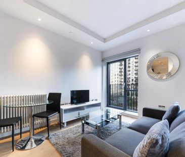 Studio to rent - Photo 2