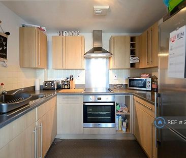 2 bedroom flat to rent - Photo 5