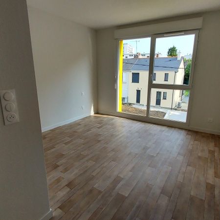 Location Appartement 1 pièce 22m² JOUE LES TOURS 37300 - Photo 1