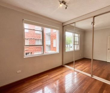 Spacious 2-bedroom Unit in Allawah - Photo 2