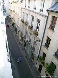 Logement à Paris, Location meublée - Photo 1