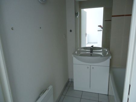 Location Appartement 2 pièces 41m² MARZY 58180 - Photo 4