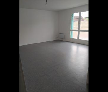 Location Appartement 2 pièces 57 m² Le Blanc - Photo 6