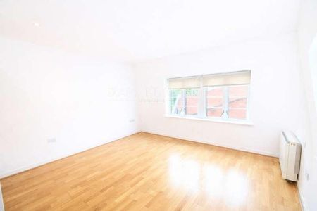 High Street, Hounslow, TW3 - Photo 5
