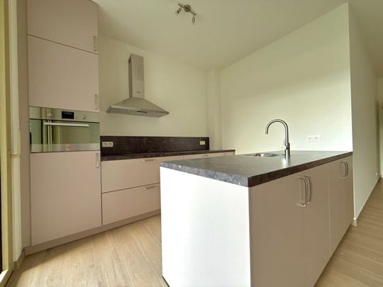 Appartement te huur - Photo 1